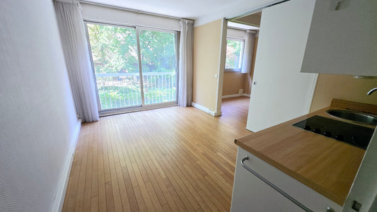 Offrez-vous une adresse d’exception dans l’un des quartiers les plus prestigieux de Paris.