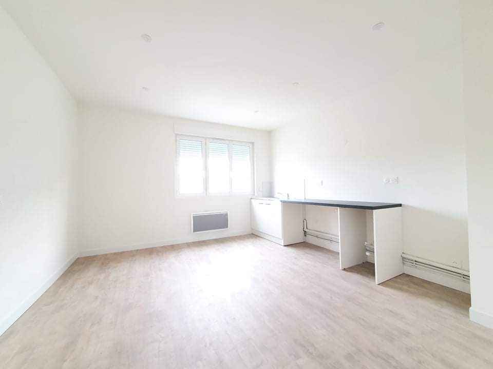 A LOUER DUPLEX 3 CHAMBRES AILLY SUR NOYE