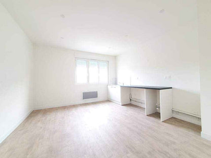 A LOUER DUPLEX 3 CHAMBRES AILLY SUR NOYE