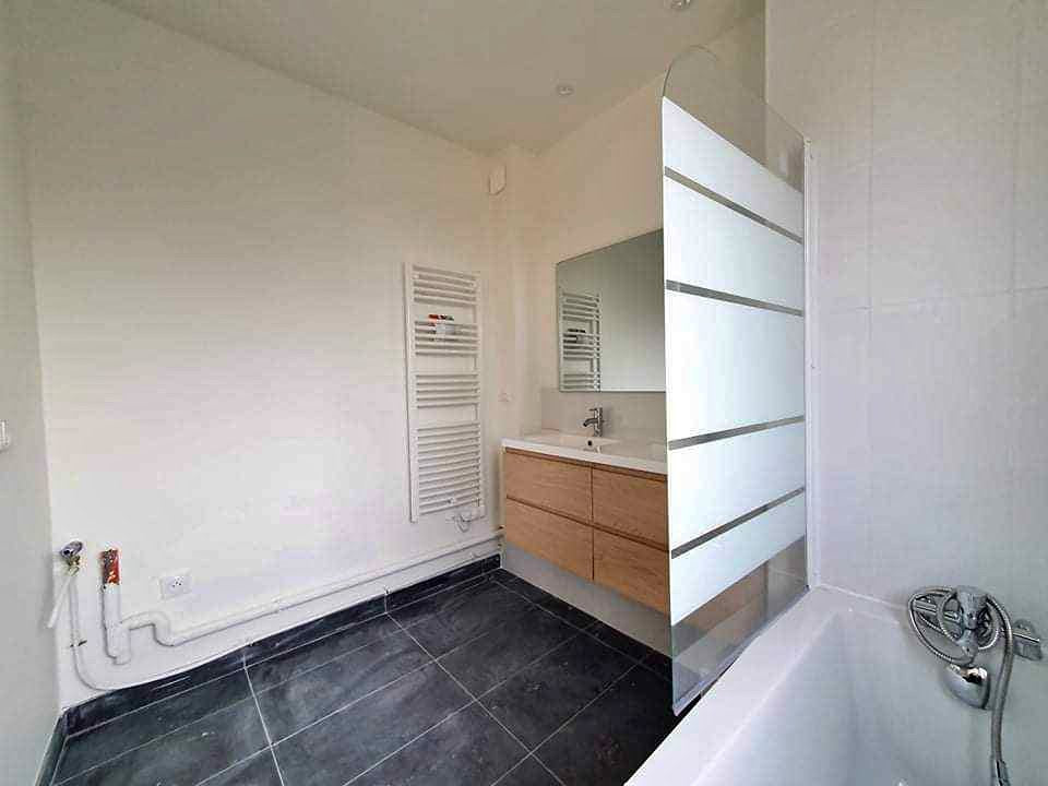 A LOUER DUPLEX 3 CHAMBRES AILLY SUR NOYE