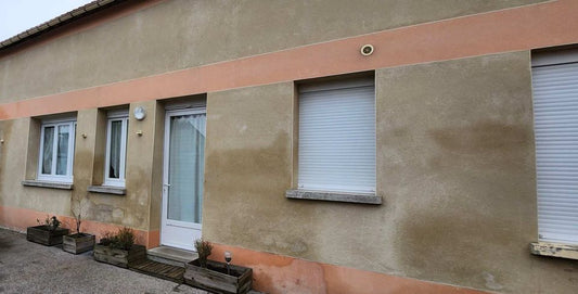 A LOUER MAISON 3 CHAMBRES CENTRE VILLE BOVES