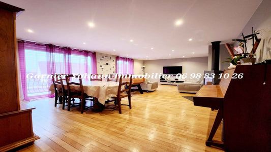 MAISON 4 CHAMBRES SUR SOUS SOL COMPLET A TRICOT