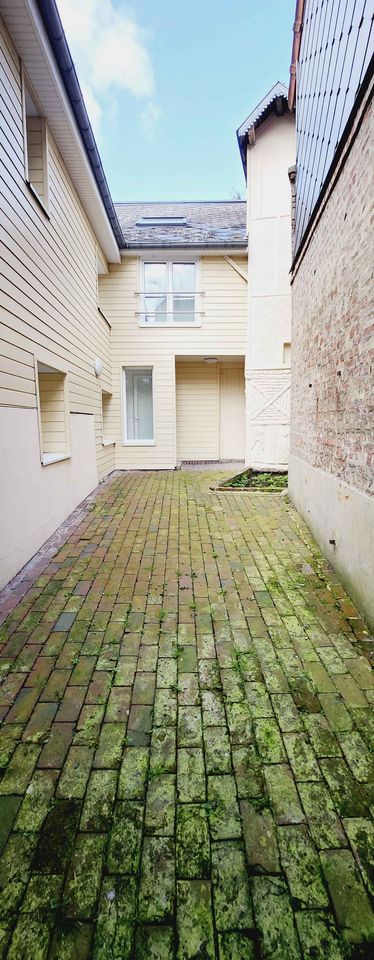 A LOUER MAISON DE VILLE 4 PIECES