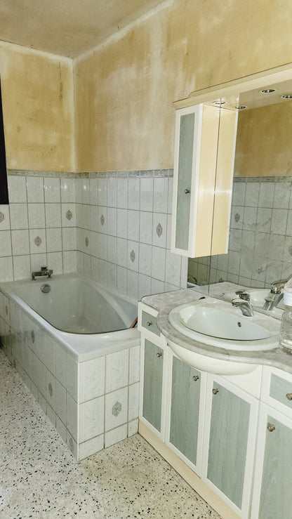Maison deux chambre à rénovée située à 17 minutes du centre commerciale Amiens-Glisy