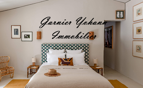 SAINTE-TROPEZ - RARE OPPORTUNITÉ - À PROXIMITÉ DU CENTRE - VUE MER