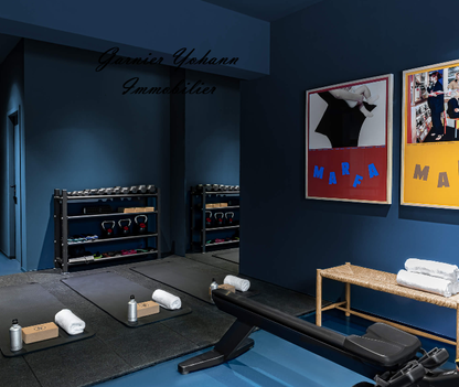 SAINTE-TROPEZ - RARE OPPORTUNITÉ - À PROXIMITÉ DU CENTRE - VUE MER