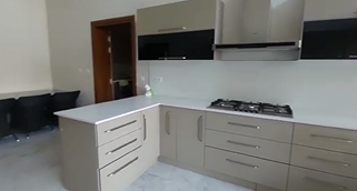 À Vendre : Propriété d'Exception sur 1 Hectare avec Prestations de Luxe