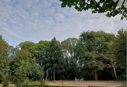 Domaine avec maison de maître,