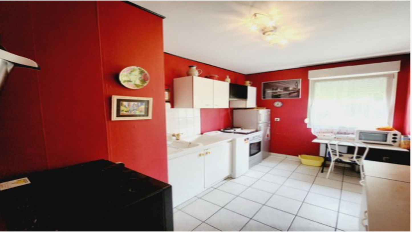 Appartement  et sa place en sous sol centre-ville 8 minutes de la gare à pied