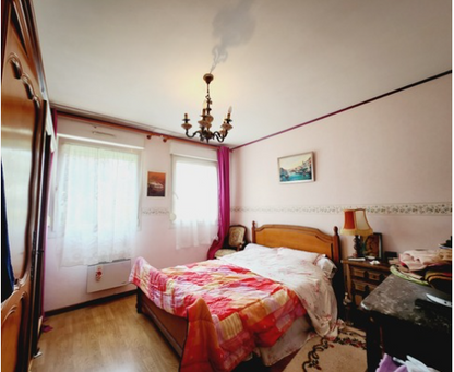 Appartement  et sa place en sous sol centre-ville 8 minutes de la gare à pied