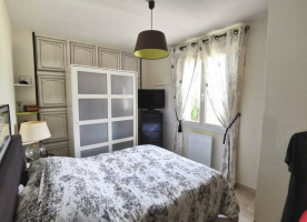 Pavillon 5 pièces a deux pas de roye et de l'autoroute A1