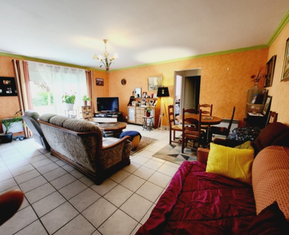Appartement  et sa place en sous sol centre-ville 8 minutes de la gare à pied