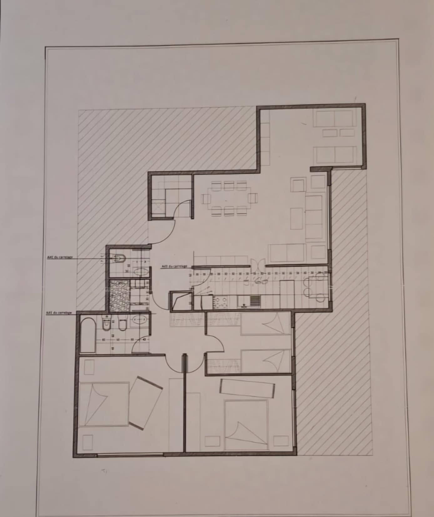 Appartement vendu meublé type 4 Paris la défense. ARENA